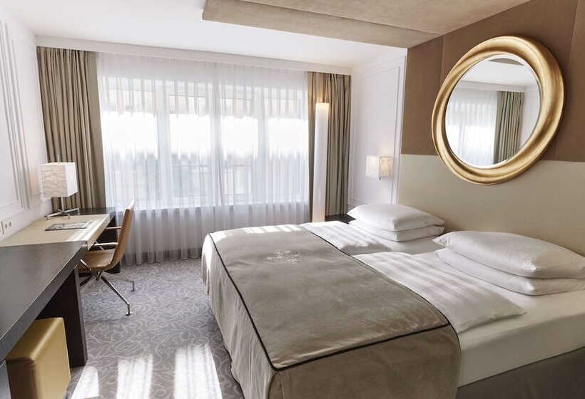 Номер Премиум, Vier Jahreszeiten Kempinski München