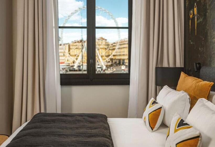 Номер Deluxe с Видом, Maisons Du Monde Hôtel & Suites   Marseille Vieux Port