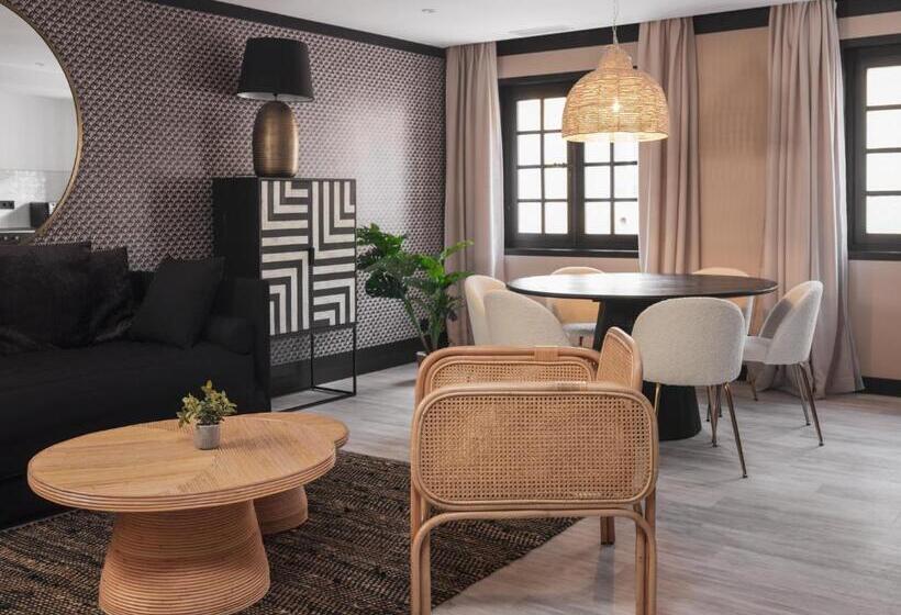 Апартаменты 2 Спальни, Maisons Du Monde Hôtel & Suites   Marseille Vieux Port