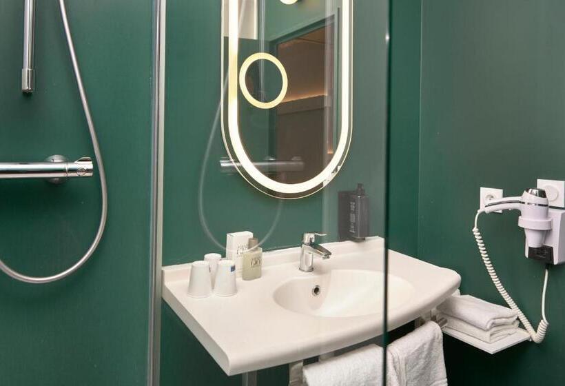 Семейный Номер, Ibis Annecy   Cran Gevrier