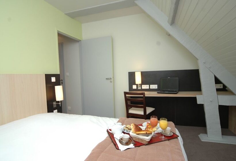 Номер Стандарт, Logis Hotel La Croix Blanche Fontevraud