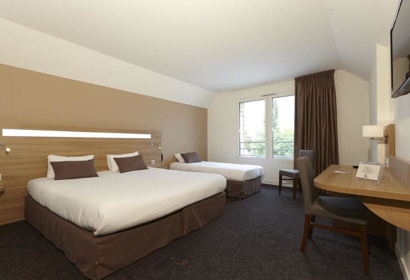 스탠다드 룸, Kyriad Hotel Laval