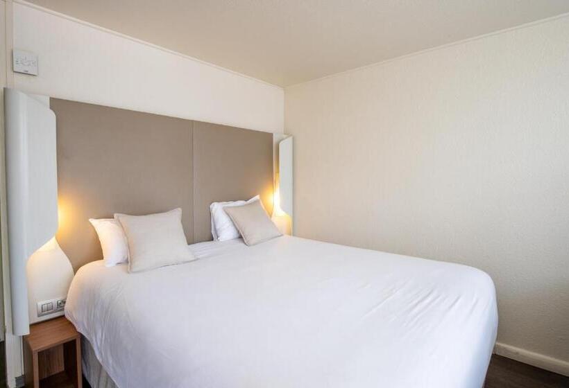 Апартаменты 1 Спальня, Campanile Reims Sud  Bezannes