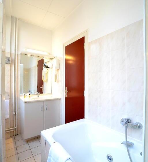 Семейный Номер Superior, Hôtel D’angleterre Grenoble Hyper Centre