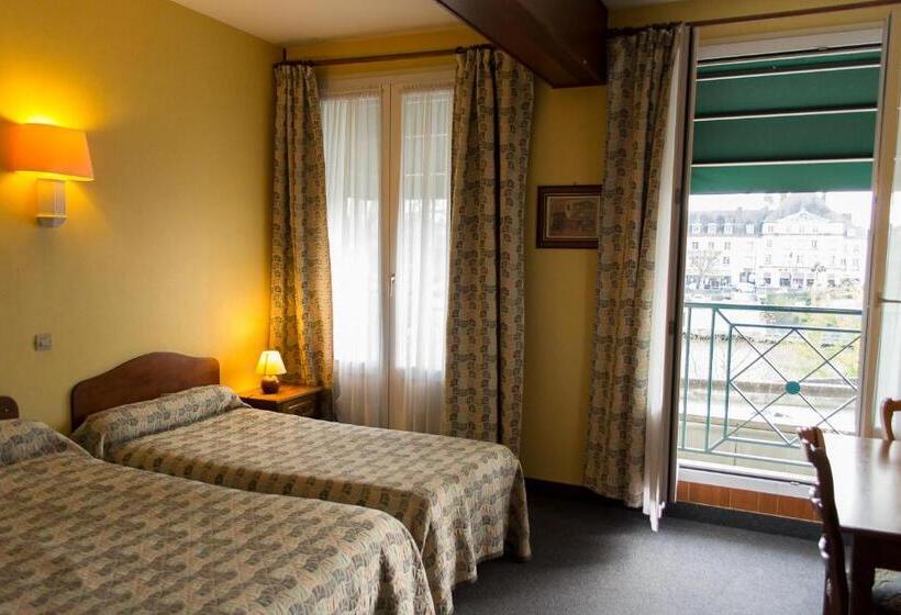 Номер Стандарт Трехместный, Hôtel De Flandre