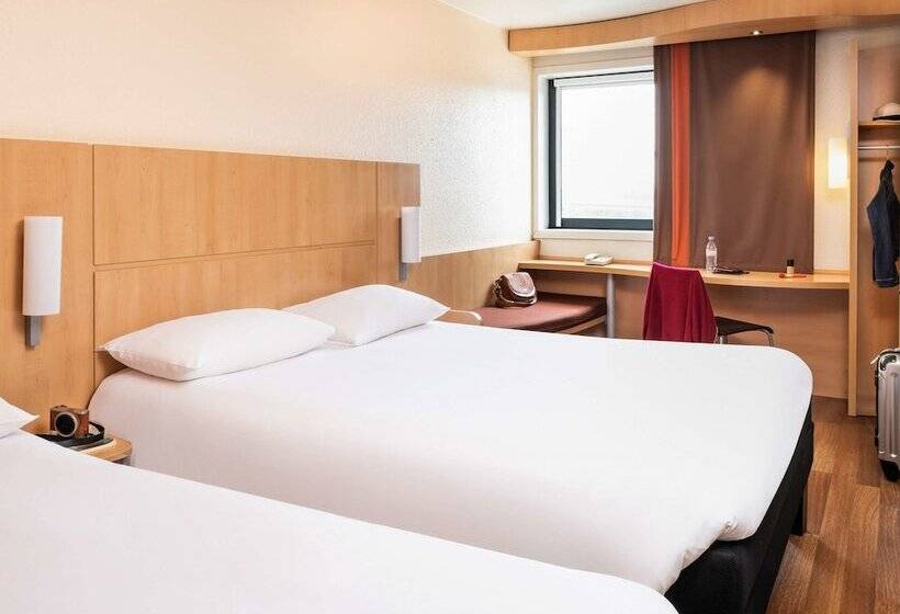 Номер Стандарт, Ibis Paris Creteil