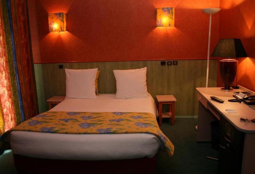 Номер Комфорт, Brit Hotel Florimont