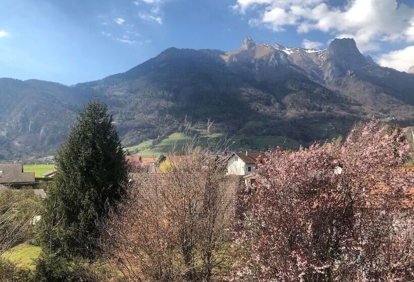 Номер Стандарт, Brit Hotel Florimont