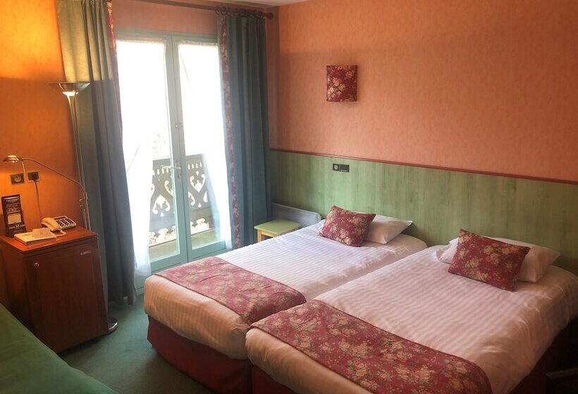 Трехместный Номер Комфорт, Brit Hotel Florimont
