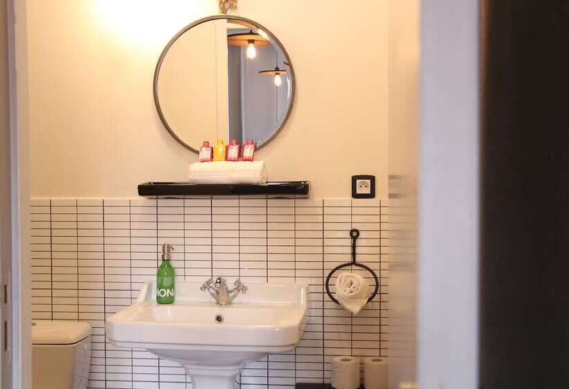 Семейный Номер, Ho36 Hostel