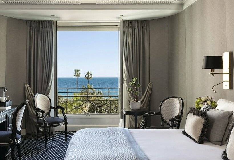 Deluxe Suite Sea View, Hôtel Barrière Le Majestic Cannes