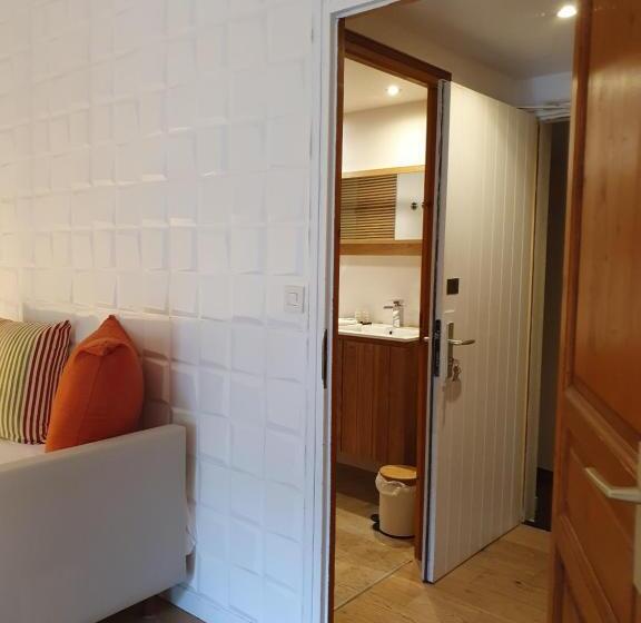 Трехместный Номер Deluxe, Hôtel Les Prateaux