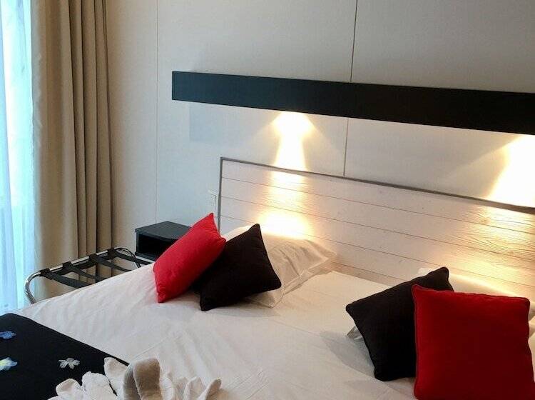 Номер Стандарт, Roc Hôtel