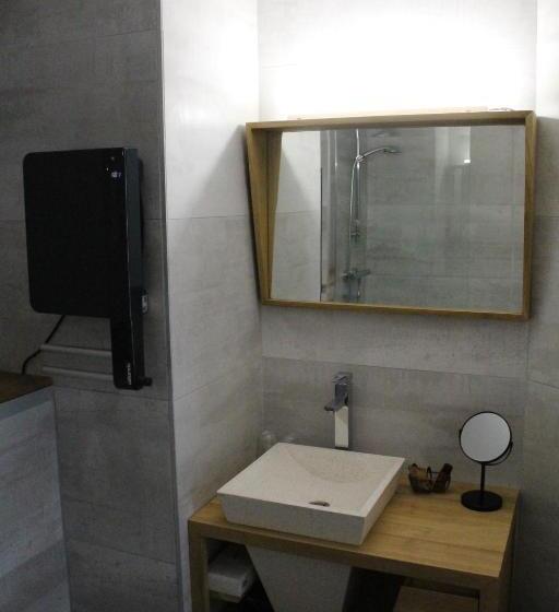 Номер Стандарт, Au Palmyre Hôtel