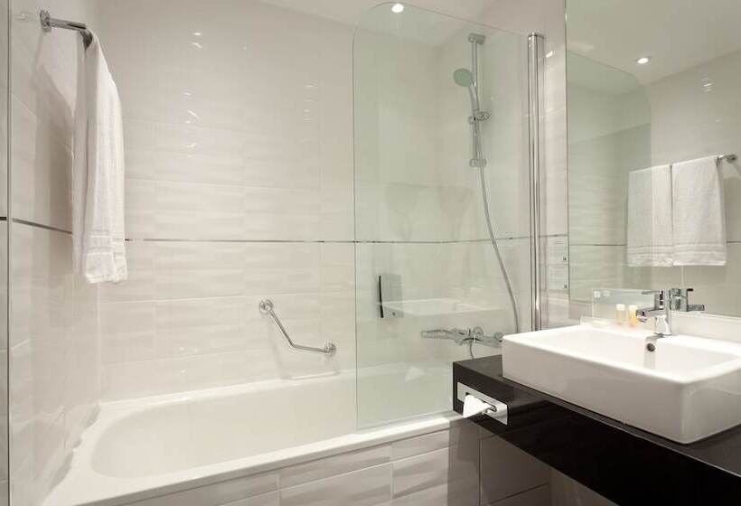 Номер Стандарт, Holiday Inn Lille Ouest Englos, An Ihg