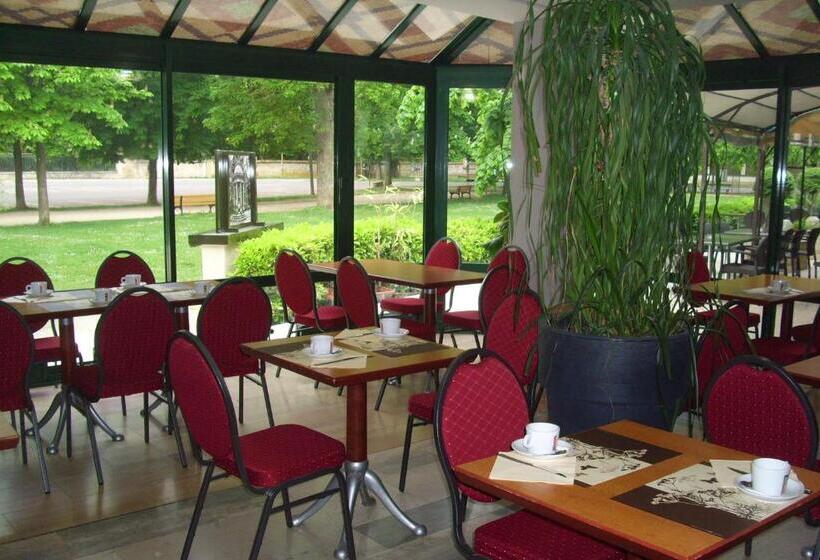 Standard Single Room, Restaurant Du Parc De La Colombiere