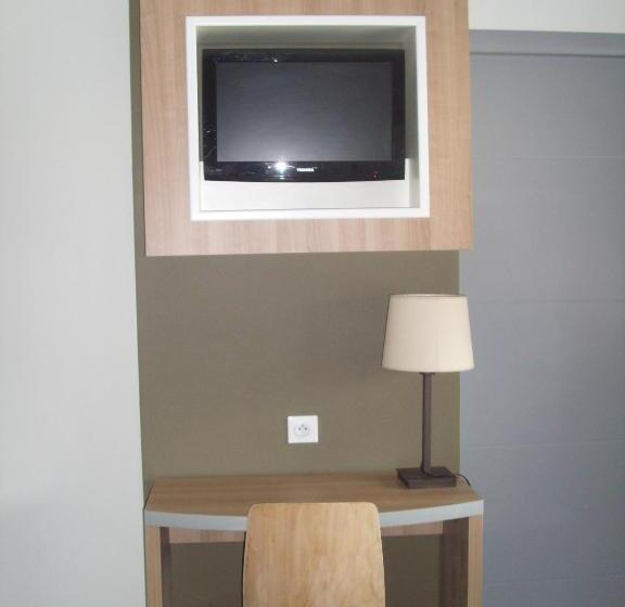 Standard Single Room, Restaurant Du Parc De La Colombiere