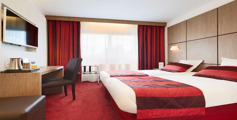 Quarto Triplo Estandar, Kyriad Grenoble Centre