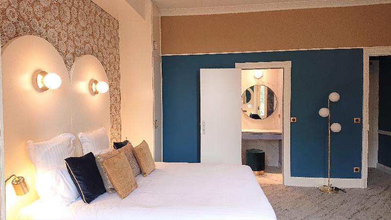 Полулюкс, Hôtel The Originals Résidence De Rohan