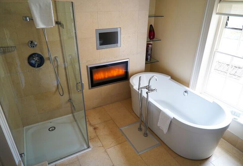 Junior Suite, Cotswold House Hotel And Spa   A Bespoke