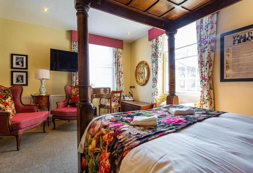 Номер Deluxe, The Rutland Arms Hotel, Bakewell, Derbyshire