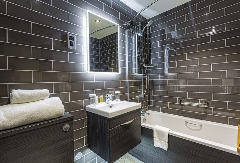 Номер Superior, The Rutland Arms Hotel, Bakewell, Derbyshire