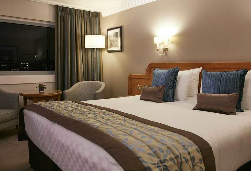 Номер Стандарт, The Tower Hotel, London