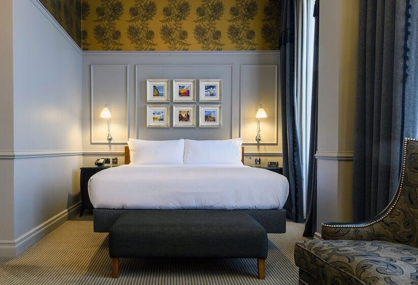 Люкс 2 Спальни, The Caledonian Edinburgh, Curio Collection By Hilton