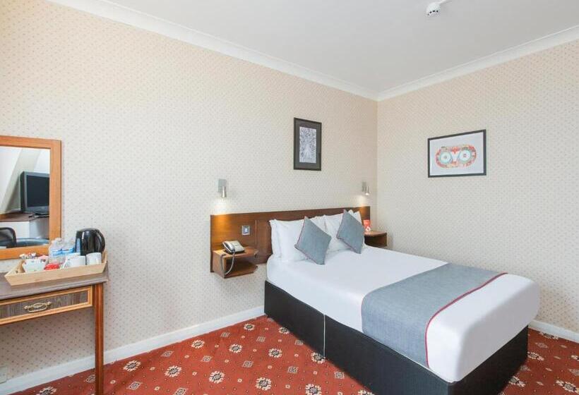 Номер Стандарт Индивидуальный, Stade Court Hotel