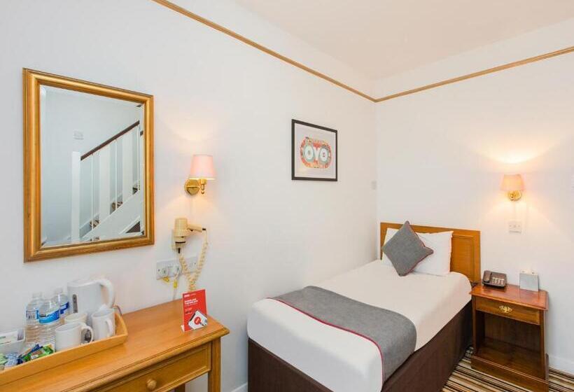 اتاق استاندارد یک نفره, Stade Court Hotel