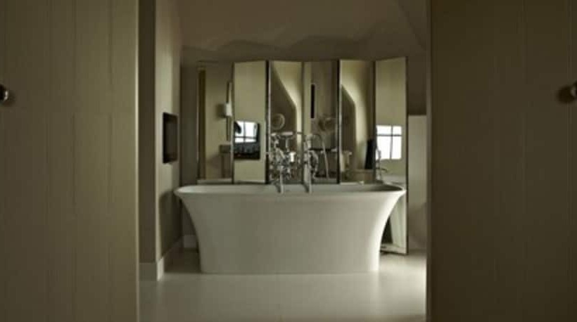 Deluxe Room, Cliveden House   An Iconic Luxury