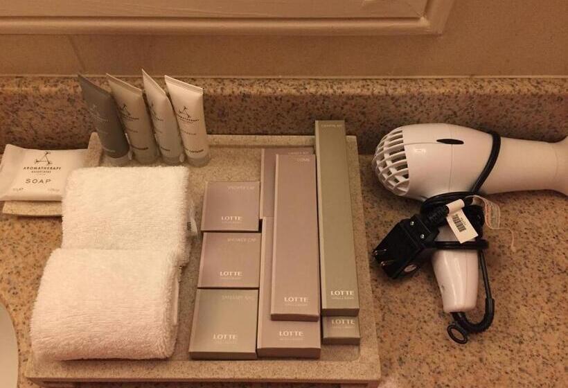 کلبه دلوکس, Lotte Hotel Guam