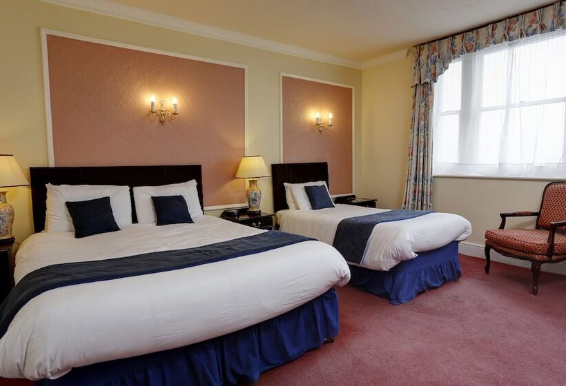 Triple Room Sea View, Royal Victoria