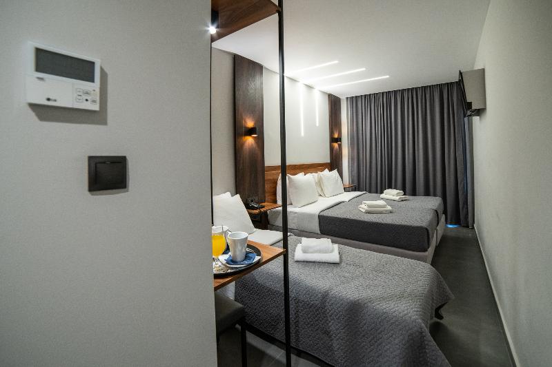 디럭스 트리플 룸, Argo Hotel Piraeus