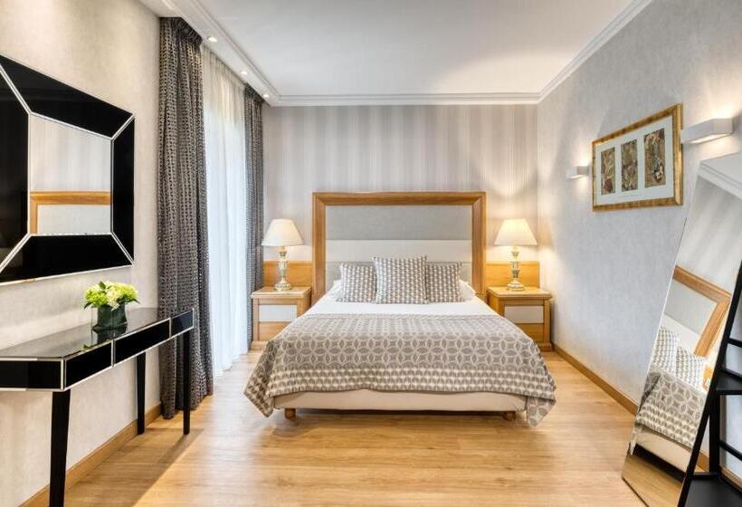 Люкс Премиум, Divani Palace Acropolis