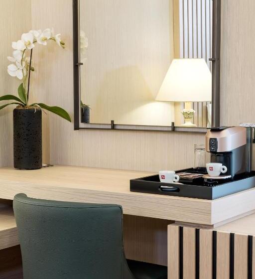 Представительский номер с видом, Divani Palace Acropolis