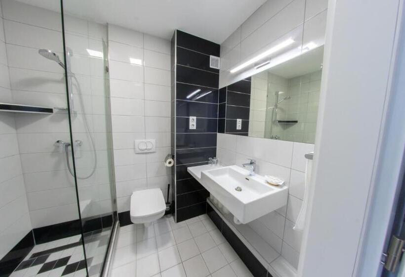 3-Bett-Standardzimmer, Dabas