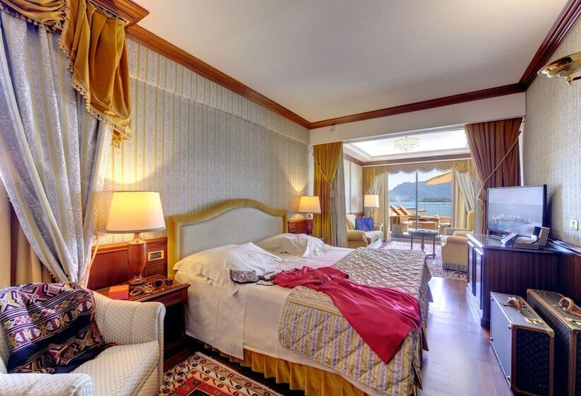سوییت جونیور با چشم‌انداز دریاچه, Grand Hotel Dino
