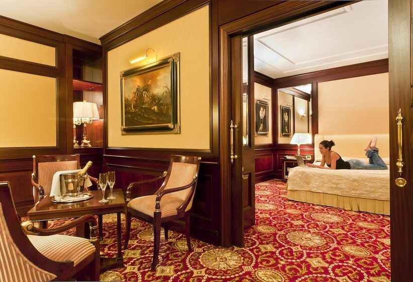 سوئیت سینیور, Grand Hotel Dino