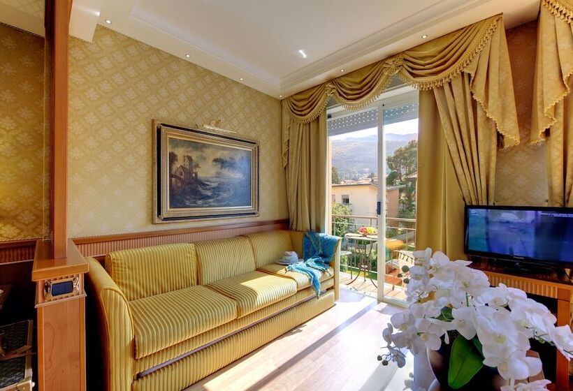 اتاق استاندارد چهار تخته, Grand Hotel Dino