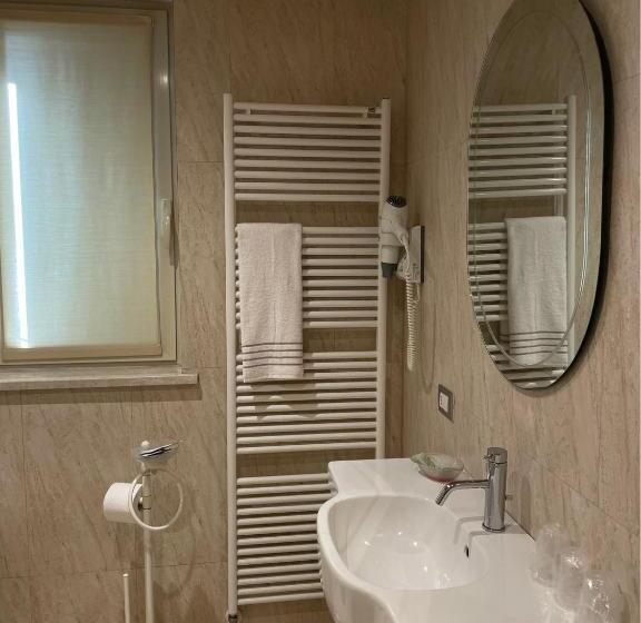 标准间, Albergo Trieste