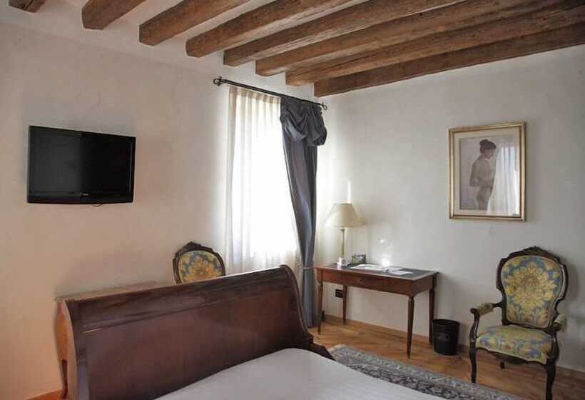 اتاق استاندارد یک نفره, Park Hotel Villa Carpenada