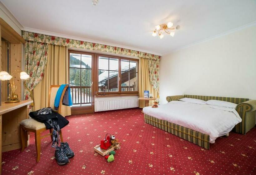 Четырехместный Номер Superior, Th Corvara   Greif