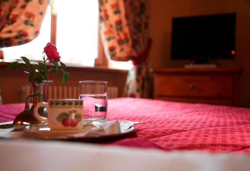 Люкс, Villa Novecento Romantic Hotel   Estella Hotel Collection