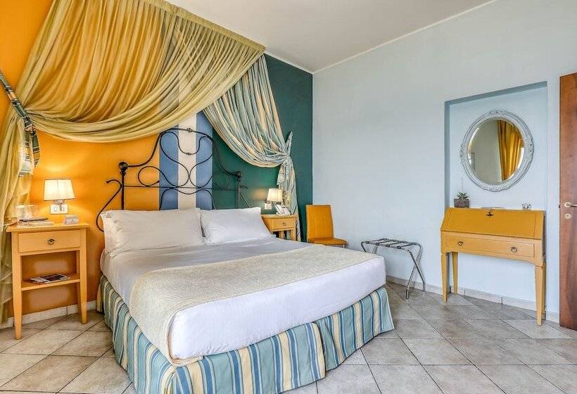 Номер Deluxe Вид на Море, Albatros Varigotti