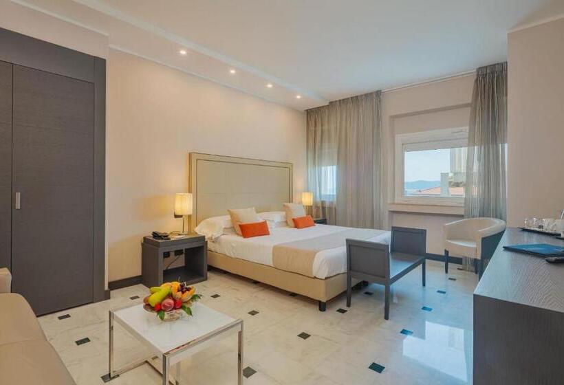 Junior Suite, Excelsior