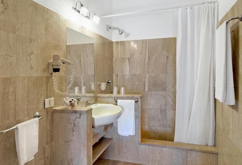 Номер Стандарт, Colonna Palace Hotel Mediterraneo
