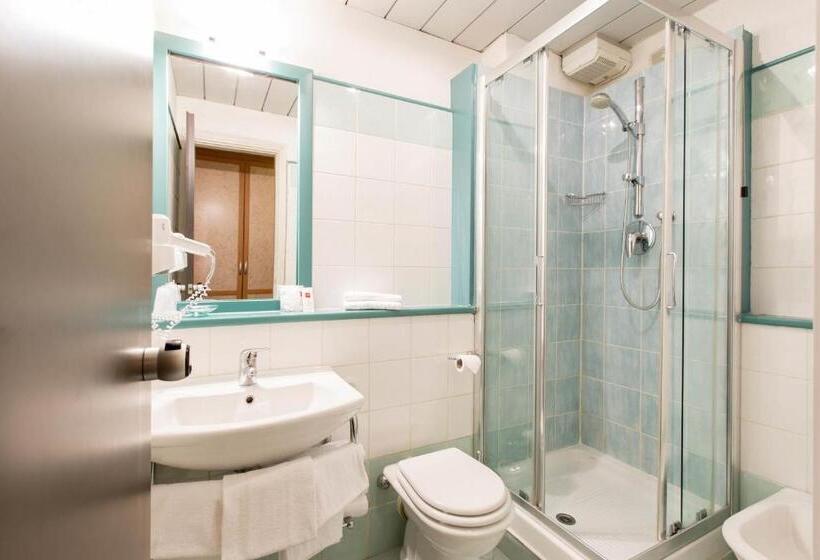Chambre Executive, Palace Del Conero