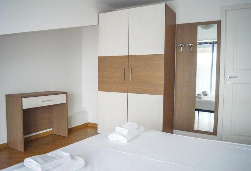 1 Bedroom Penthouse Apartment, Homiday   Residence K2