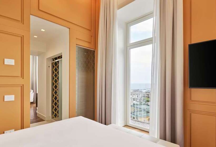 اتاق سوپریور, De Bonart Naples   Curio Collection By Hilton